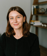 Book an Appointment with Vivian Eyre at Resiliency Clinic, unit 602