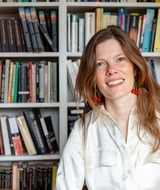 Book an Appointment with Zoë von Nostitz-Tait at Dundas & Dovercourt