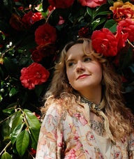 Book an Appointment with Luna Fisher for Acupuncture & Reiki