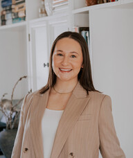 Book an Appointment with Sydney Hildebrandt for Psychotherapy