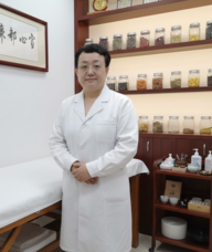 Book an Appointment with Hong Ji for Acupuncture