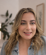 Book an Appointment with Emma Heywood at Willow Tree Wellness & Psychotherapy