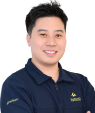 Book an Appointment with Zhengwei Chen for Physiotherapy