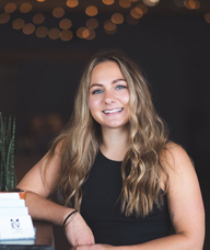 Book an Appointment with Lola Lewin for Acupuncture