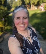 Book an Appointment with Meike Hall for Manual Lymphatic Drainage